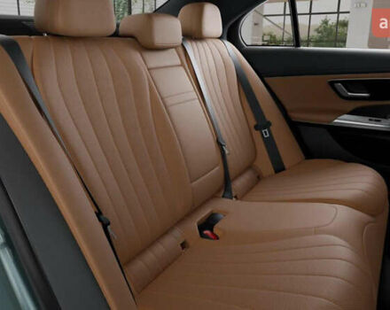 Серый Мерседес Е-Класс, объемом двигателя 2 л и пробегом 12 тыс. км за 92500 $, фото 11 на Automoto.ua