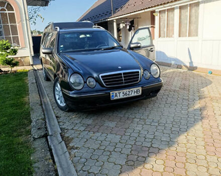 Серый Мерседес Е-Класс, объемом двигателя 2.2 л и пробегом 0 тыс. км за 10800 $, фото 1 на Automoto.ua