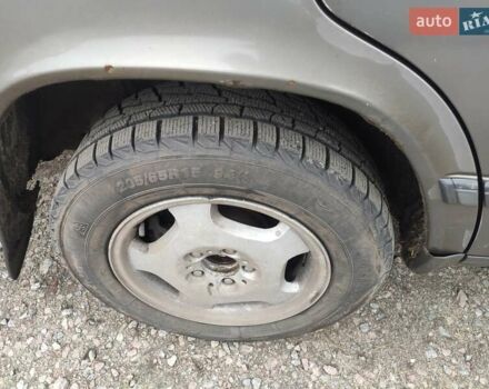 Серый Мерседес Е-Класс, объемом двигателя 2.5 л и пробегом 374 тыс. км за 1850 $, фото 7 на Automoto.ua