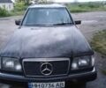 Сірий Мерседес Е-Клас, об'ємом двигуна 2.3 л та пробігом 350 тис. км за 1600 $, фото 1 на Automoto.ua