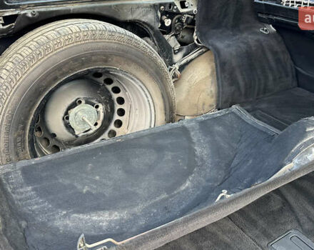 Серый Мерседес Е-Класс, объемом двигателя 3 л и пробегом 322 тыс. км за 3400 $, фото 8 на Automoto.ua