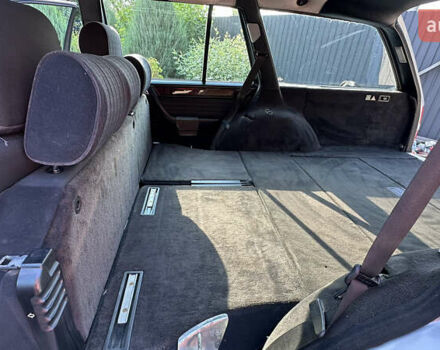 Серый Мерседес Е-Класс, объемом двигателя 3 л и пробегом 322 тыс. км за 3400 $, фото 12 на Automoto.ua