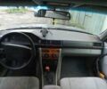 Сірий Мерседес Е-Клас, об'ємом двигуна 2.2 л та пробігом 380 тис. км за 2750 $, фото 7 на Automoto.ua