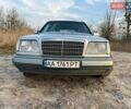 Сірий Мерседес Е-Клас, об'ємом двигуна 2 л та пробігом 376 тис. км за 5400 $, фото 8 на Automoto.ua