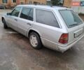 Сірий Мерседес Е-Клас, об'ємом двигуна 2.5 л та пробігом 400 тис. км за 2100 $, фото 3 на Automoto.ua