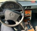 Серый Мерседес Е-Класс, объемом двигателя 3 л и пробегом 500 тыс. км за 4100 $, фото 12 на Automoto.ua