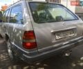 Сірий Мерседес Е-Клас, об'ємом двигуна 2.5 л та пробігом 461 тис. км за 1400 $, фото 4 на Automoto.ua