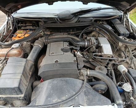 Сірий Мерседес Е-Клас, об'ємом двигуна 2.2 л та пробігом 594 тис. км за 2000 $, фото 6 на Automoto.ua