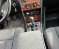 Сірий Мерседес Е-Клас, об'ємом двигуна 2.2 л та пробігом 280 тис. км за 2800 $, фото 1 на Automoto.ua