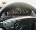 Серый Мерседес Е-Класс, объемом двигателя 2.5 л и пробегом 316 тыс. км за 5000 $, фото 7 на Automoto.ua