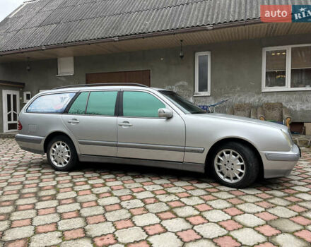 Мерседес Е-Класс 1999 в Хусте на Automoto.ua Серый Мерседес Е-Класс, объемом двигателя 3.2 л и пробегом 580 тыс. км за 3000 $, фото 7 на Automoto.ua