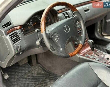 Серый Мерседес Е-Класс, объемом двигателя 2.69 л и пробегом 497 тыс. км за 4200 $, фото 24 на Automoto.ua