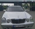 Сірий Мерседес Е-Клас, об'ємом двигуна 3.2 л та пробігом 495 тис. км за 4300 $, фото 5 на Automoto.ua