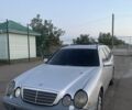 Сірий Мерседес Е-Клас, об'ємом двигуна 2.2 л та пробігом 400 тис. км за 1751 $, фото 15 на Automoto.ua