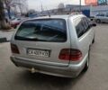 Сірий Мерседес Е-Клас, об'ємом двигуна 2.2 л та пробігом 502 тис. км за 2400 $, фото 4 на Automoto.ua
