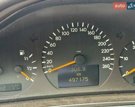 Серый Мерседес Е-Класс, объемом двигателя 2.69 л и пробегом 497 тыс. км за 4200 $, фото 23 на Automoto.ua