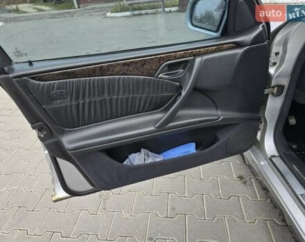 Мерседес Е-Класс 2000 в Хмельницком на Automoto.ua Серый Мерседес Е-Класс, объемом двигателя 2.4 л и пробегом 460 тыс. км за 2800 $, фото 11 на Automoto.ua