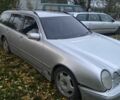Мерседес Е-Клас 2000 у Луцьку на Automoto.ua Сірий Мерседес Е-Клас, об'ємом двигуна 3.2 л та пробігом 285 тис. км за 3300 $, фото 5 на Automoto.ua