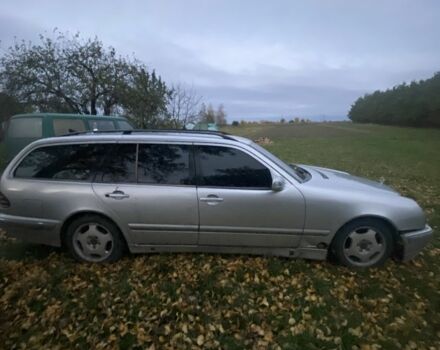 Мерседес Е-Клас 2000 у Луцьку на Automoto.ua Сірий Мерседес Е-Клас, об'ємом двигуна 3.2 л та пробігом 285 тис. км за 3300 $, фото 6 на Automoto.ua