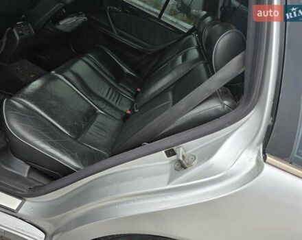 Мерседес Е-Класс 2000 в Хмельницком на Automoto.ua Серый Мерседес Е-Класс, объемом двигателя 2.4 л и пробегом 460 тыс. км за 2800 $, фото 4 на Automoto.ua