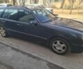 Серый Мерседес Е-Класс, объемом двигателя 2.7 л и пробегом 400 тыс. км за 4000 $, фото 5 на Automoto.ua
