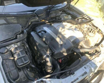 Серый Мерседес Е-Класс, объемом двигателя 2.1 л и пробегом 347 тыс. км за 3200 $, фото 12 на Automoto.ua