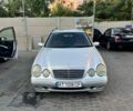 Сірий Мерседес Е-Клас, об'ємом двигуна 3.23 л та пробігом 99 тис. км за 5900 $, фото 1 на Automoto.ua