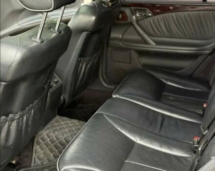 Серый Мерседес Е-Класс, объемом двигателя 3.2 л и пробегом 470 тыс. км за 5200 $, фото 1 на Automoto.ua