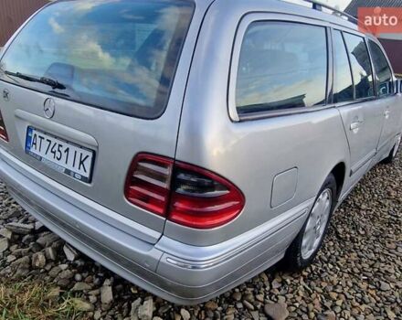 Серый Мерседес Е-Класс, объемом двигателя 2.7 л и пробегом 532 тыс. км за 4750 $, фото 3 на Automoto.ua