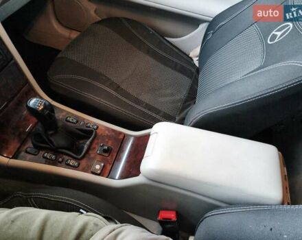 Сірий Мерседес Е-Клас, об'ємом двигуна 2 л та пробігом 442 тис. км за 3200 $, фото 18 на Automoto.ua