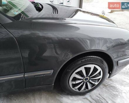 Сірий Мерседес Е-Клас, об'ємом двигуна 2 л та пробігом 442 тис. км за 3200 $, фото 7 на Automoto.ua