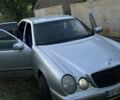 Сірий Мерседес Е-Клас, об'ємом двигуна 2.1 л та пробігом 390 тис. км за 4987 $, фото 8 на Automoto.ua