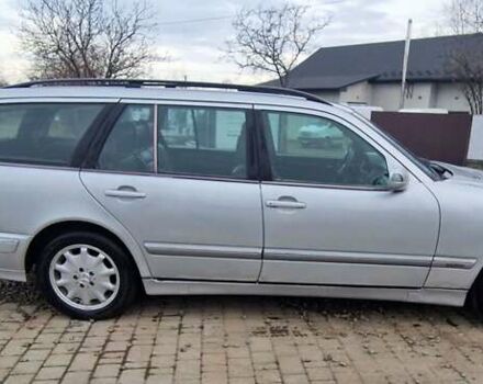 Серый Мерседес Е-Класс, объемом двигателя 2.69 л и пробегом 530 тыс. км за 5000 $, фото 1 на Automoto.ua