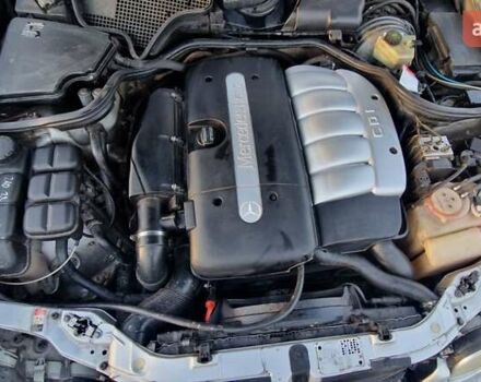 Серый Мерседес Е-Класс, объемом двигателя 2.7 л и пробегом 532 тыс. км за 4300 $, фото 16 на Automoto.ua