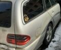 Серый Мерседес Е-Класс, объемом двигателя 2.2 л и пробегом 418 тыс. км за 3250 $, фото 2 на Automoto.ua