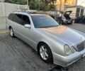 Сірий Мерседес Е-Клас, об'ємом двигуна 3.2 л та пробігом 999 тис. км за 5908 $, фото 1 на Automoto.ua