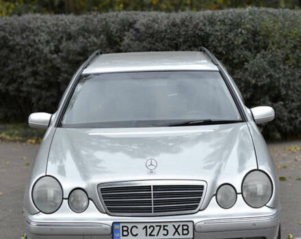 Серый Мерседес Е-Класс, объемом двигателя 2 л и пробегом 511 тыс. км за 3899 $, фото 3 на Automoto.ua