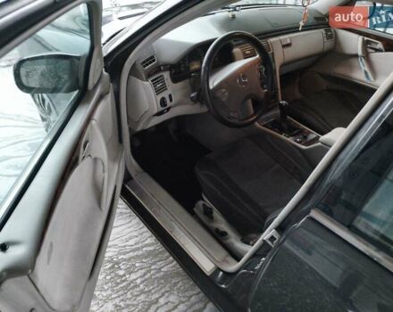 Сірий Мерседес Е-Клас, об'ємом двигуна 2 л та пробігом 442 тис. км за 3200 $, фото 14 на Automoto.ua