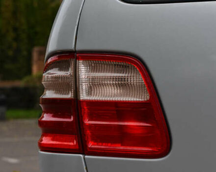 Серый Мерседес Е-Класс, объемом двигателя 2 л и пробегом 511 тыс. км за 3899 $, фото 14 на Automoto.ua