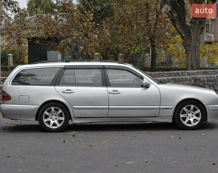 Серый Мерседес Е-Класс, объемом двигателя 2 л и пробегом 511 тыс. км за 3899 $, фото 6 на Automoto.ua