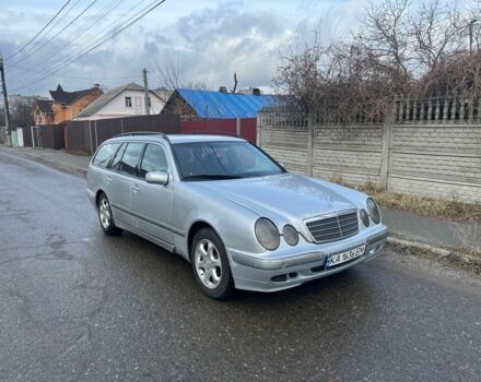 Сірий Мерседес Е-Клас, об'ємом двигуна 0.22 л та пробігом 300 тис. км за 3350 $, фото 2 на Automoto.ua