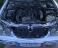 Мерседес Е-Клас 2002 у Києві на Automoto.ua Сірий Мерседес Е-Клас, об'ємом двигуна 3.2 л та пробігом 320 тис. км за 2150 $, фото 6 на Automoto.ua