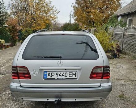 Серый Мерседес Е-Класс, объемом двигателя 2.15 л и пробегом 320 тыс. км за 4700 $, фото 1 на Automoto.ua