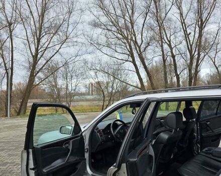 Сірий Мерседес Е-Клас, об'ємом двигуна 3.2 л та пробігом 300 тис. км за 2999 $, фото 2 на Automoto.ua