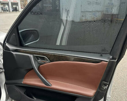 Серый Мерседес Е-Класс, объемом двигателя 2.69 л и пробегом 338 тыс. км за 3800 $, фото 27 на Automoto.ua