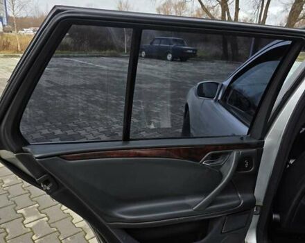 Сірий Мерседес Е-Клас, об'ємом двигуна 3.2 л та пробігом 300 тис. км за 2999 $, фото 7 на Automoto.ua