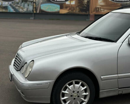 Мерседес Е-Клас 2002 у Борисполе на Automoto.ua Сірий Мерседес Е-Клас, об'ємом двигуна 2.69 л та пробігом 250 тис. км за 4200 $, фото 11 на Automoto.ua