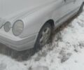 Серый Мерседес Е-Класс, объемом двигателя 2.7 л и пробегом 333 тыс. км за 1100 $, фото 1 на Automoto.ua
