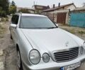 Серый Мерседес Е-Класс, объемом двигателя 2.15 л и пробегом 320 тыс. км за 4700 $, фото 2 на Automoto.ua