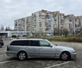 Сірий Мерседес Е-Клас, об'ємом двигуна 3.2 л та пробігом 300 тис. км за 2999 $, фото 1 на Automoto.ua
